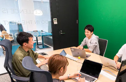 幅広く、奥深く、事業を展開