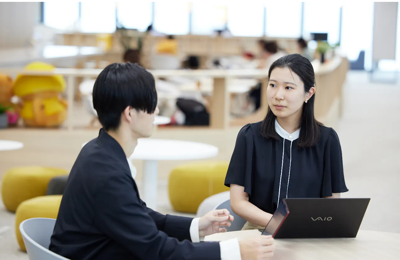 一億人のデータ、300人の社員