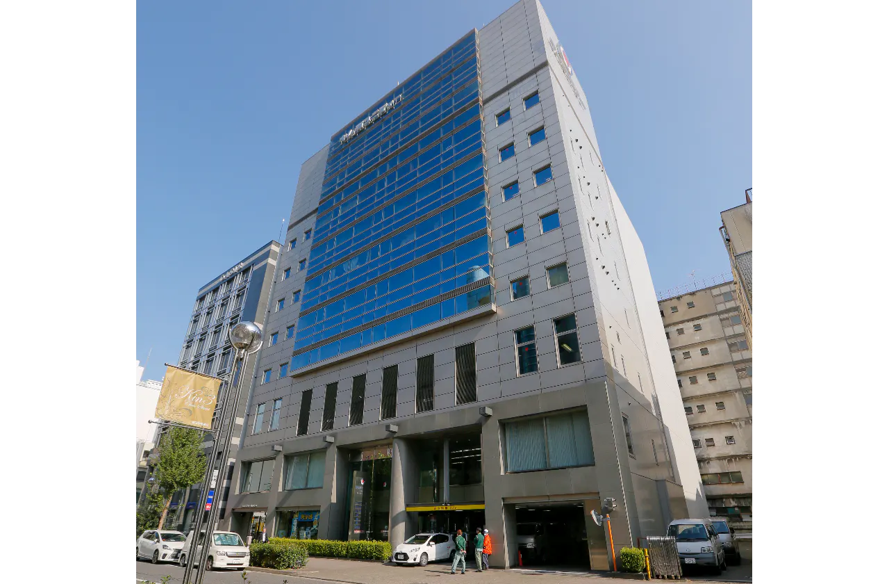 3つの事業で自動車社会を支える東証・名証上場企業。