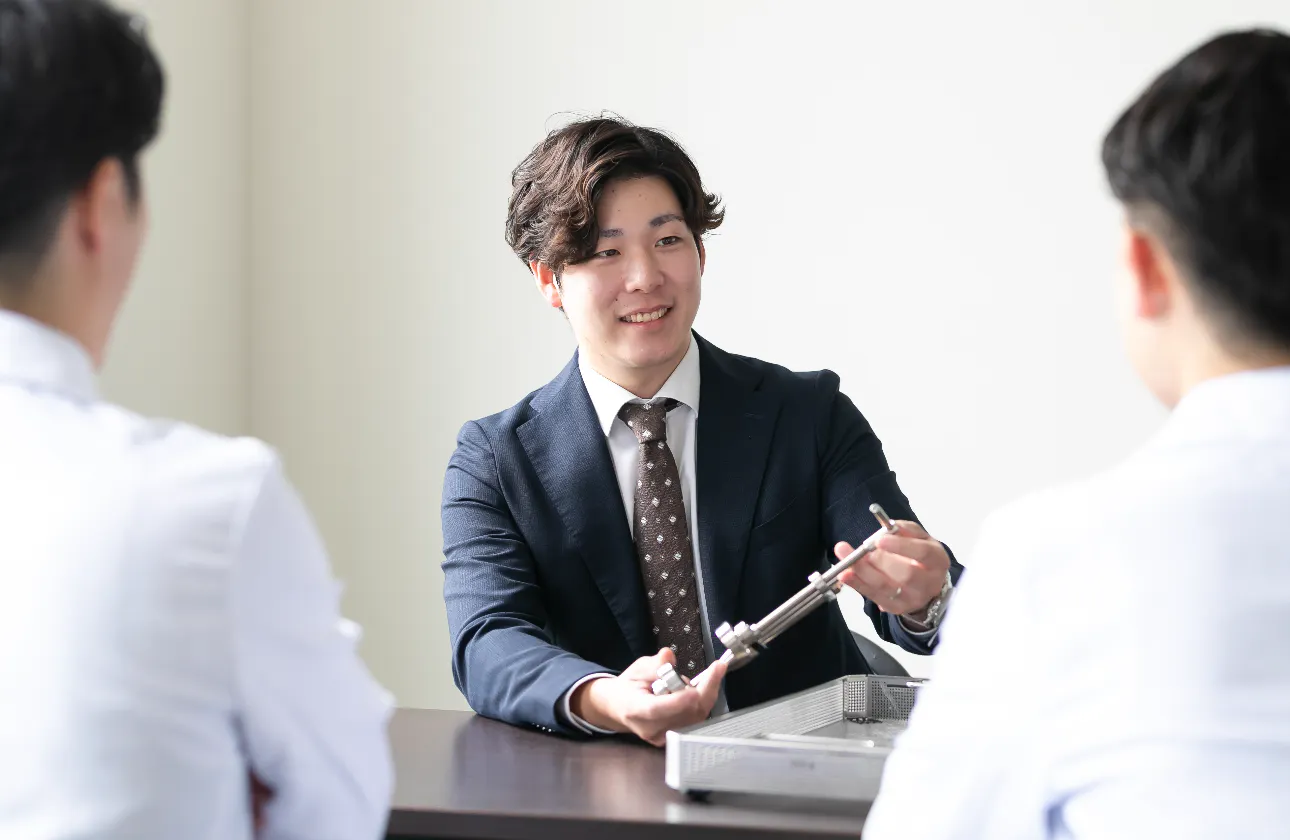 【脅威の当社営業マン一人当たり年商1億超え】