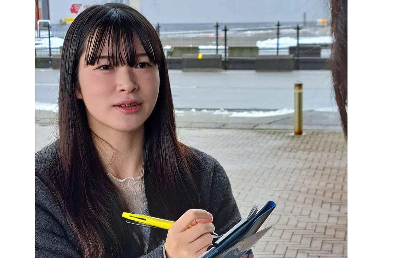 【先輩社員インタビュー】山下実々(報道制作局報道部・2024年4月入社)富山大学卒業