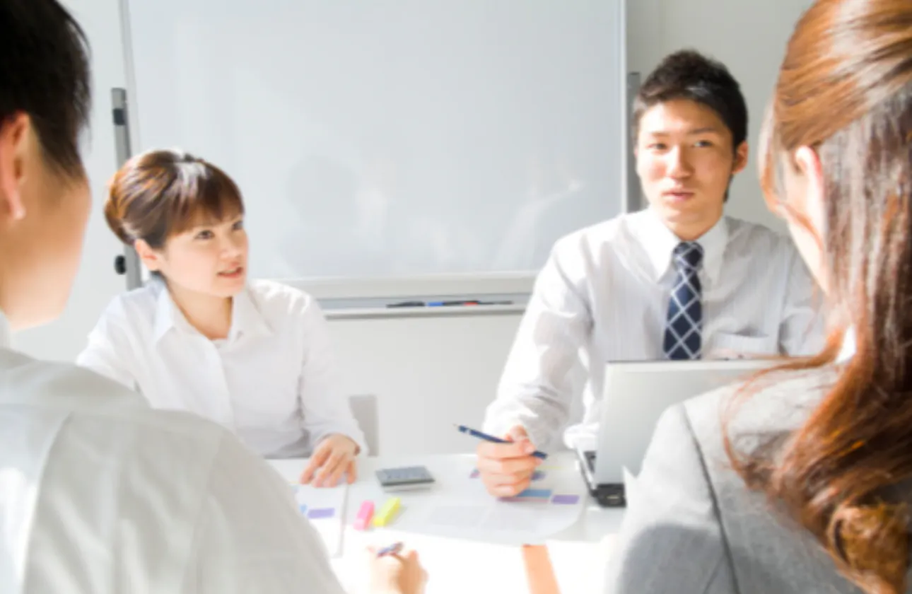 2.あなたにぴったりな〔キャリアプラン〕を当社で見つけましょう!