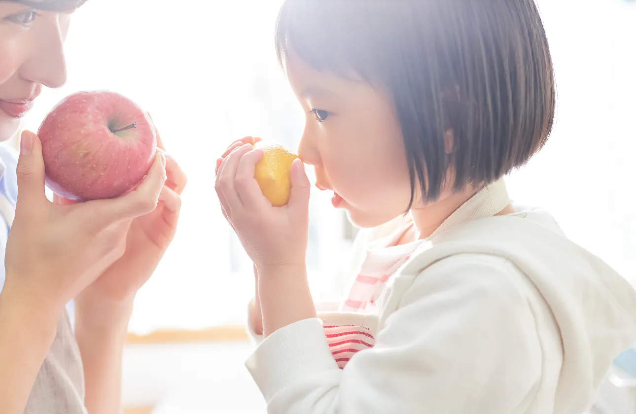 さまざまな食品に使用されるフレーバーを製造しています
人々の生活を支える企業です