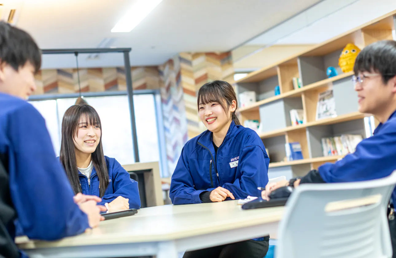 すべての人が安心・満足して働ける環境づくりに取り組んでいます