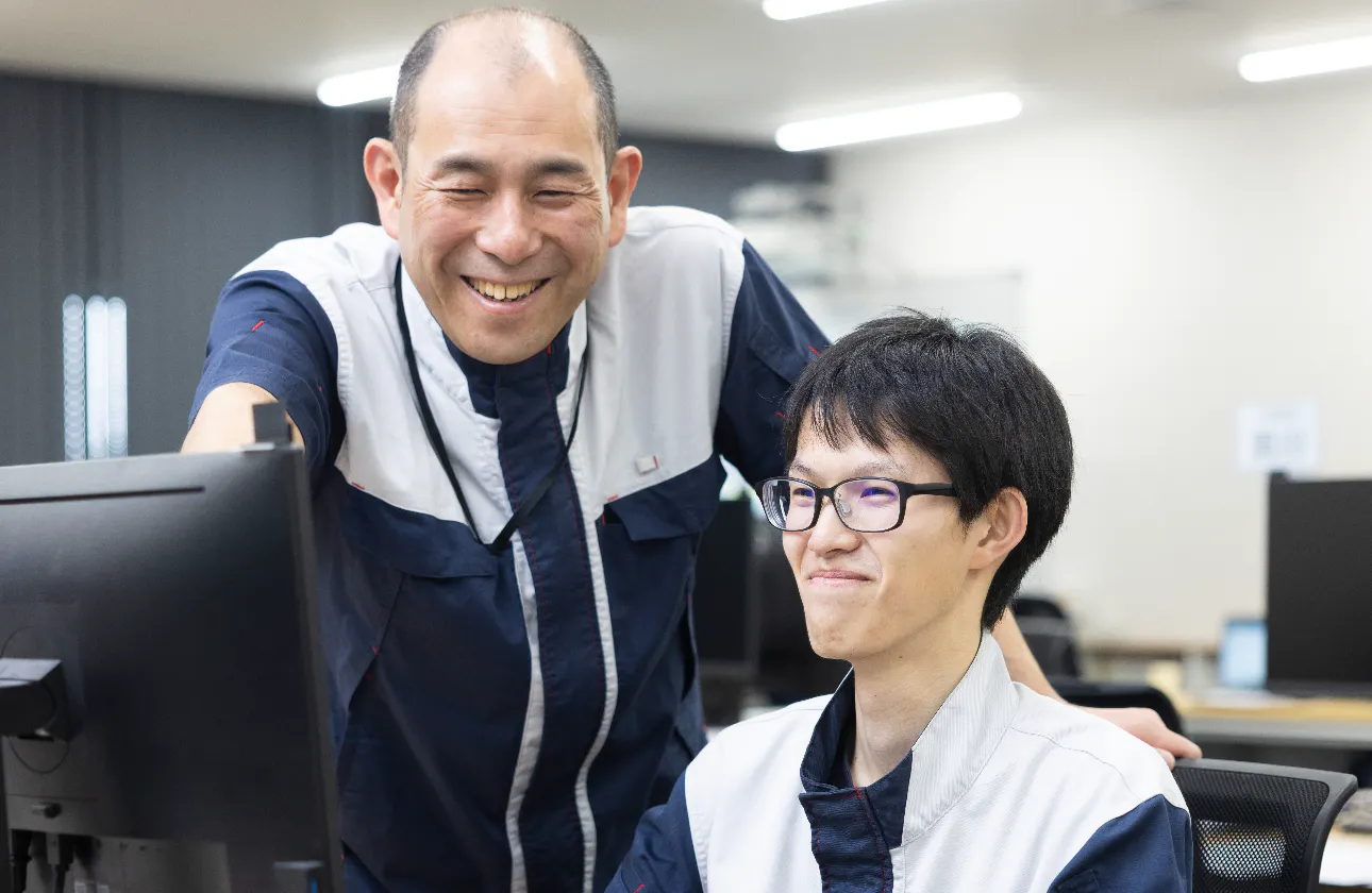 相談しやすさ抜群!仲間と一緒に成長できる環境