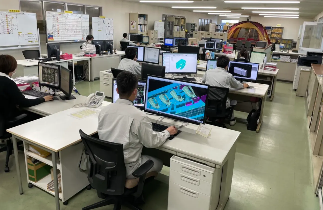 複雑高精度な自動車プレス部品開発の技術力