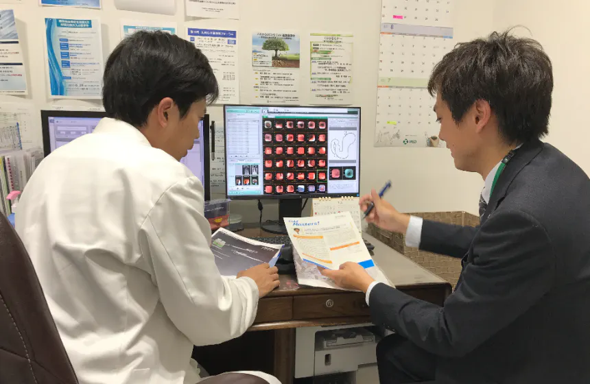 医療関連知識は不要。学部学科関係なく活躍できる業界です。