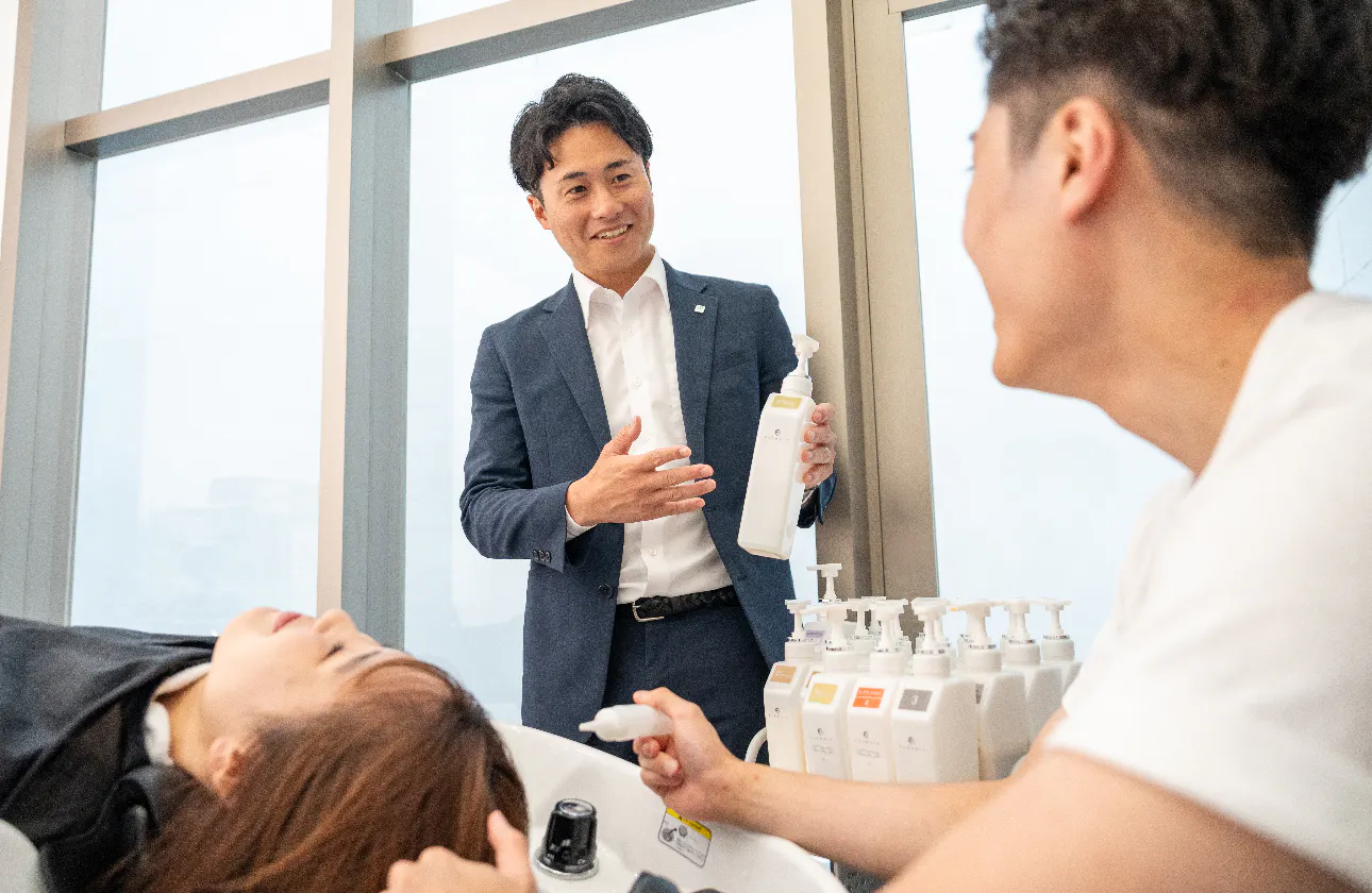 【化粧品営業職①】 化粧品営業の働き方