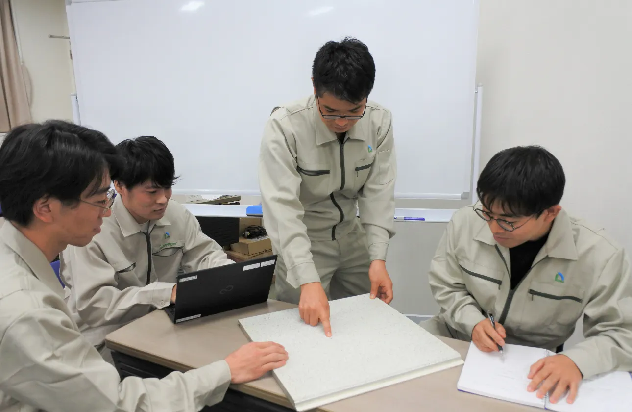 歴史に裏打ちされた開発力、業界初を創る革新性、そして品質への揺るがぬ自信