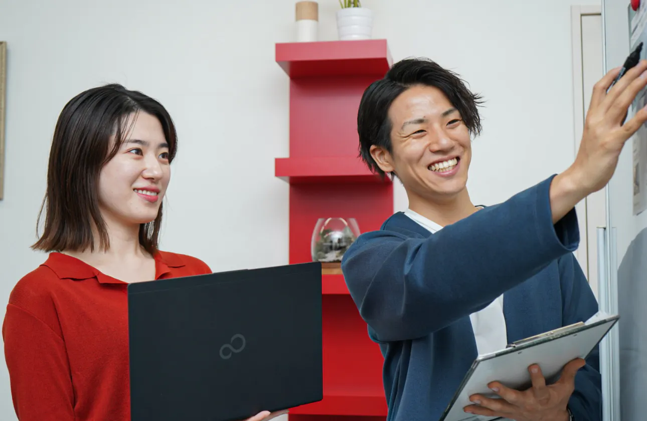 【年齢・社歴関係なし!/若手の裁量大】