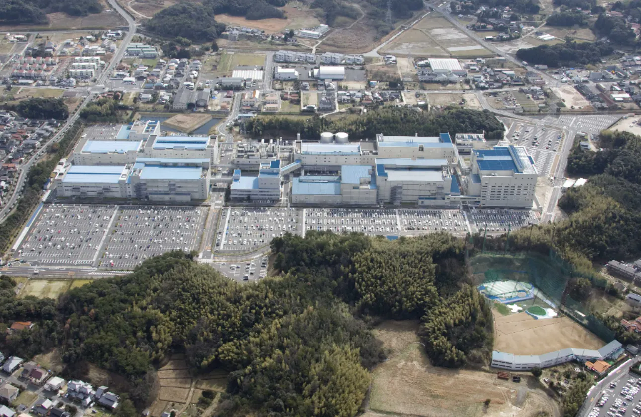 スマホに1,000個使われ、山陰から世界を目指せます!
