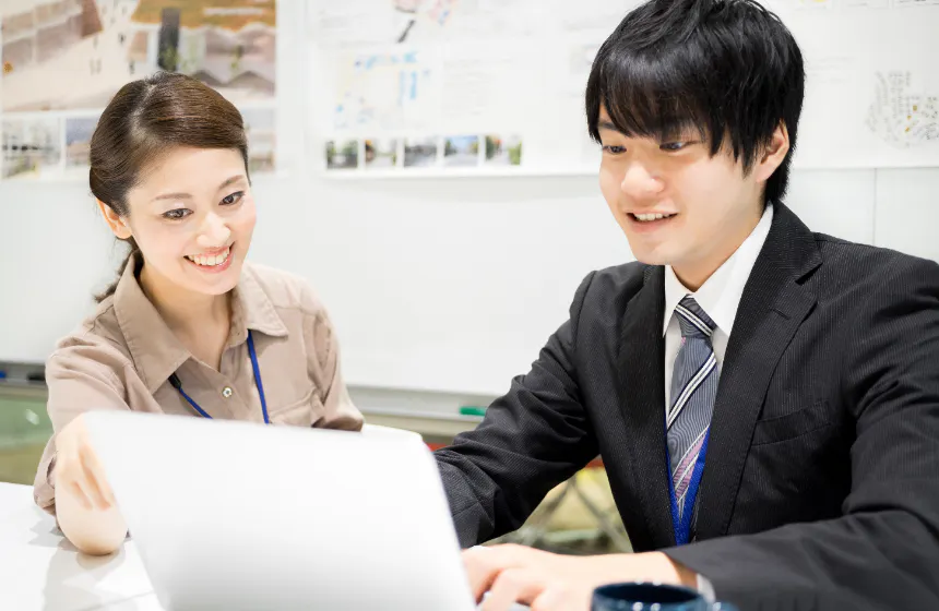 自分で選べる2,000種以上の研修講座・eラーニングで「成長したい」をサポート！