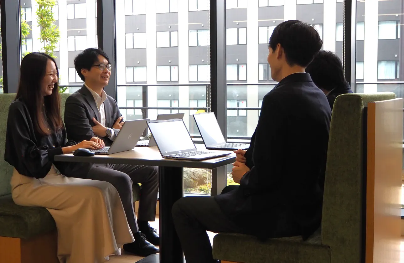 人への投資に全力な会社