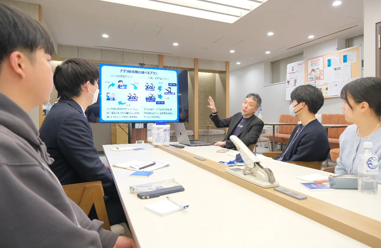 「いい意味でぶっ飛んでいる」仲間たち