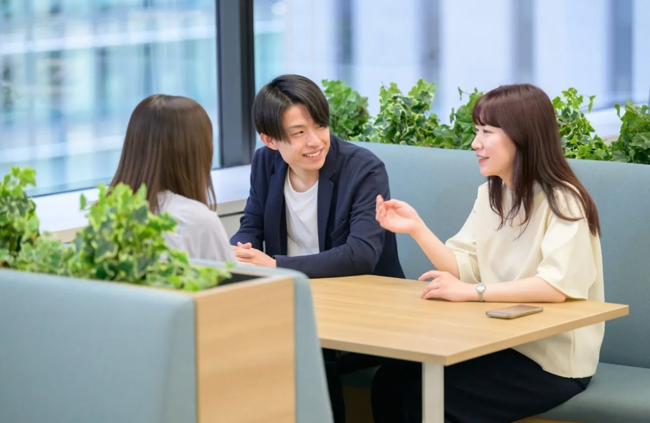 SIer・ソフトウェアベンダーの2つの軸でビジネスを行っており、10期連続で過去最高益を更新中です。