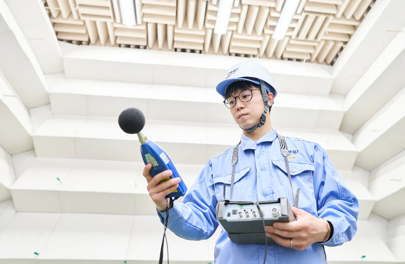 測定から分析まで、自社で完結。確かな技術力がここにあります。