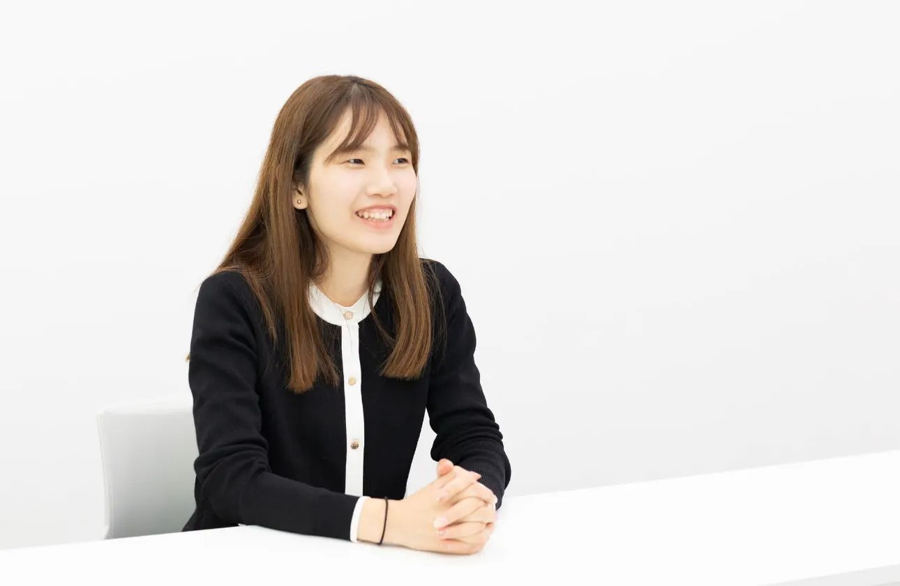 先輩社員インタビュー