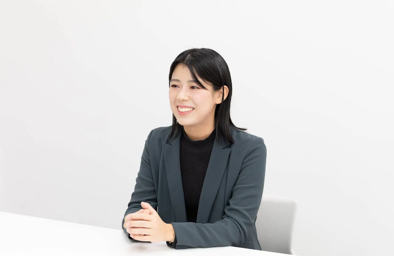 先輩社員インタビュー