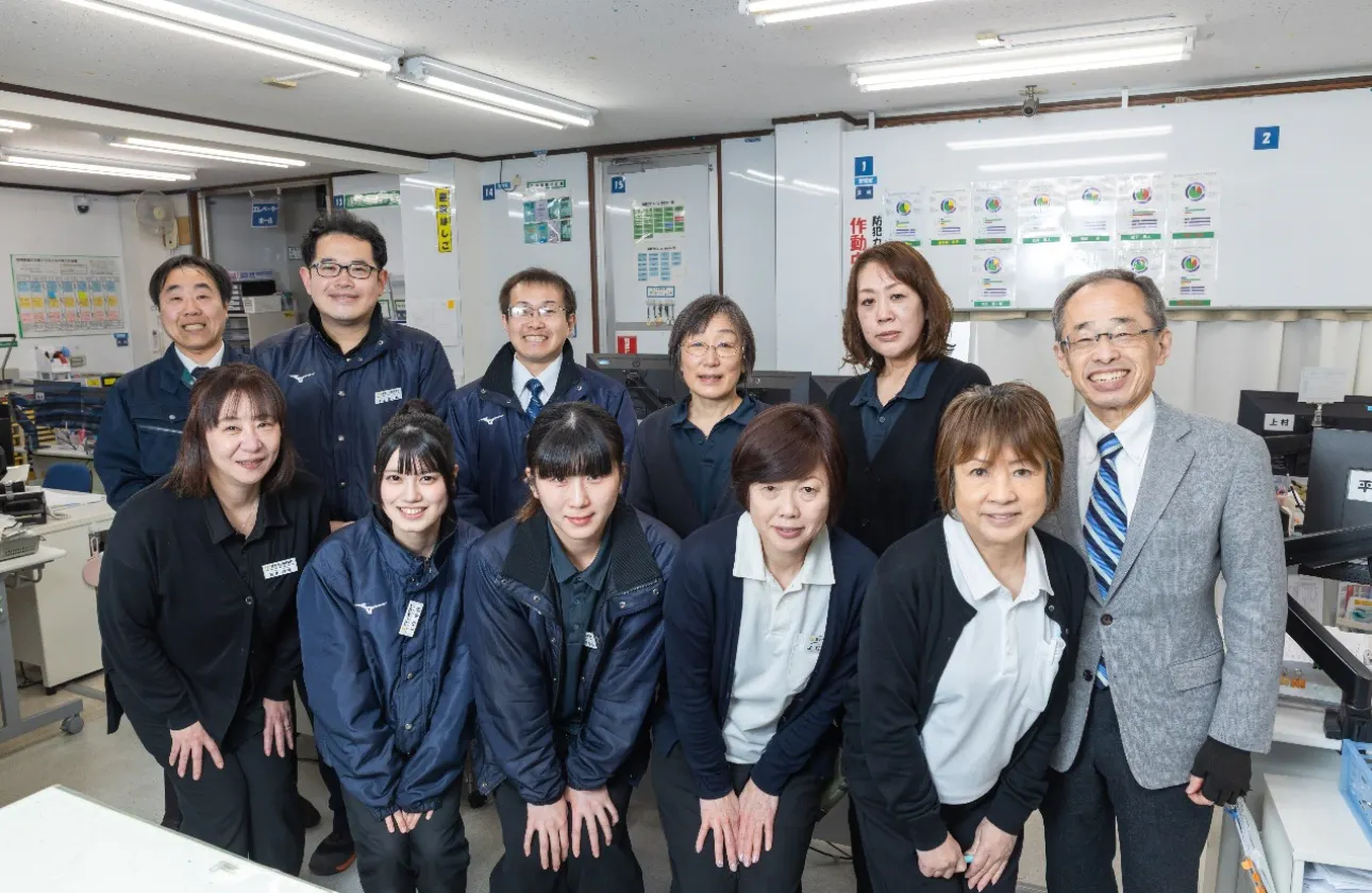 【13名で繋ぐ10億円の信頼】個人のノルマではなく「仕組み」で勝つ。全員で支え合い、感謝が直接届くチームワーク