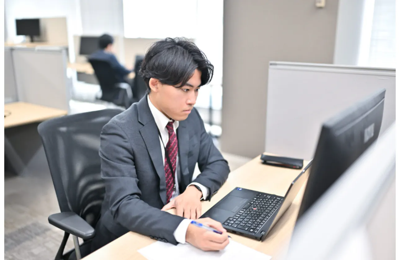 新卒入社2年目 シニアコンサルタント