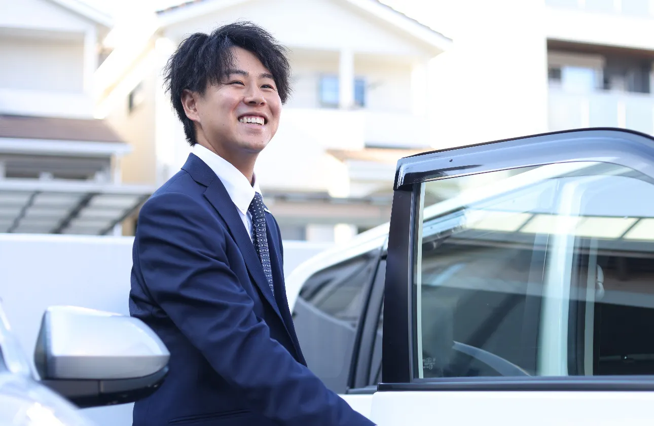一人ひとりの強みや個性を発揮し、成長していける環境があります。
月平均所定外労働時間も14時間と、皆さんが働きやすい環境が整っています！