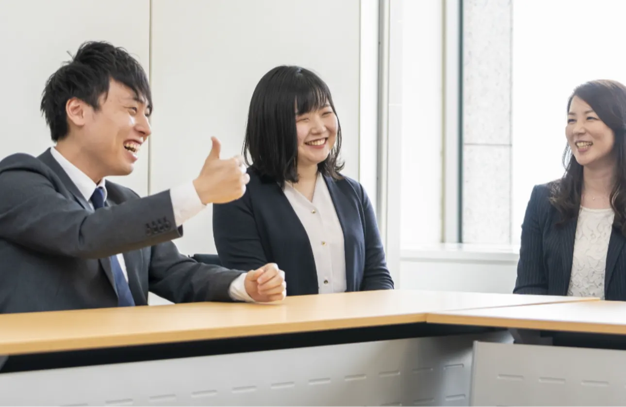 年齢も職級も職種も関係なく、全員が自分の意見を発信しやすい環境です。
【患者さんのために】全員が同じ方向を向いています。