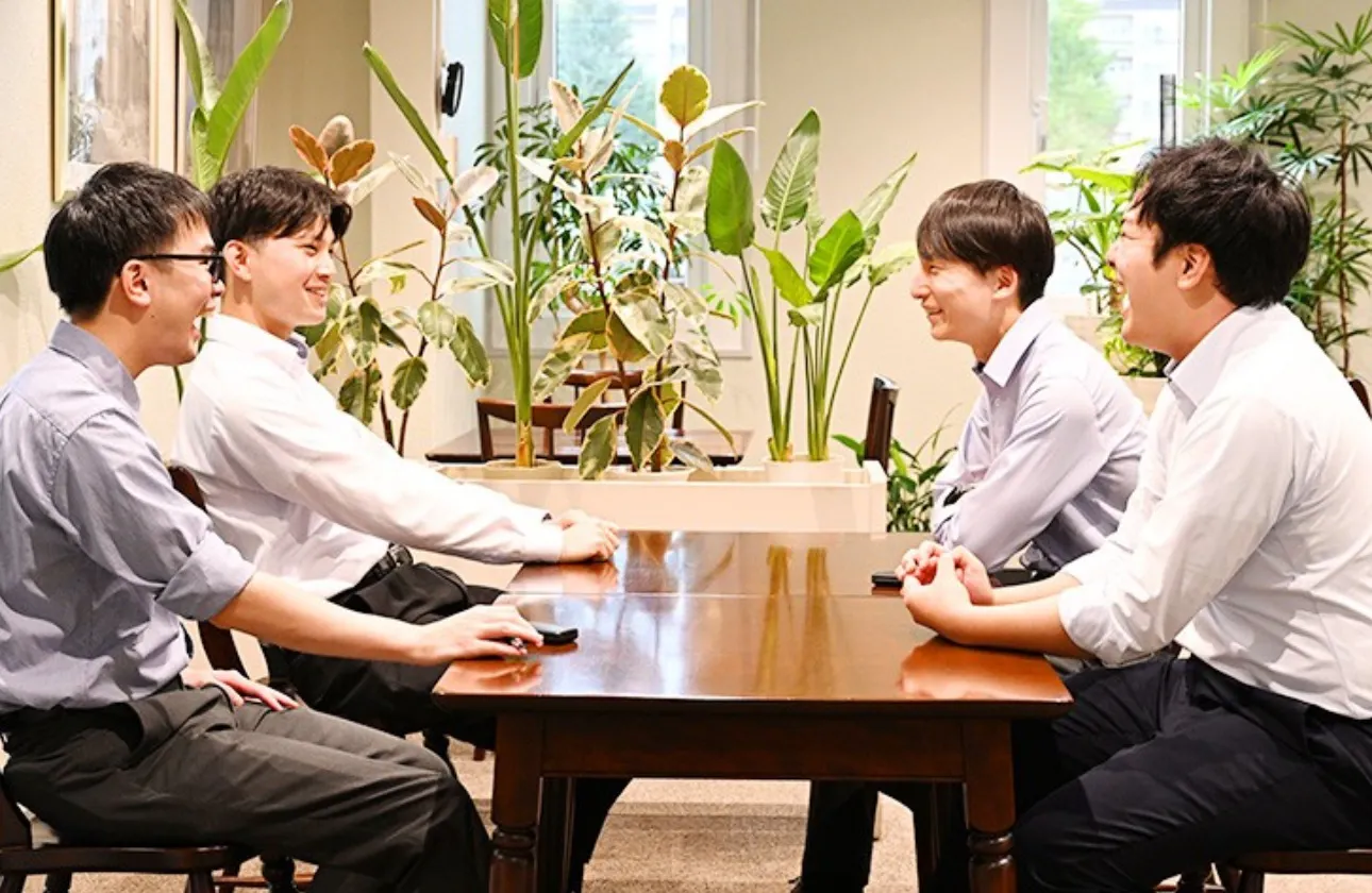 年間休日125日。しっかり休んで、しっかり働く。