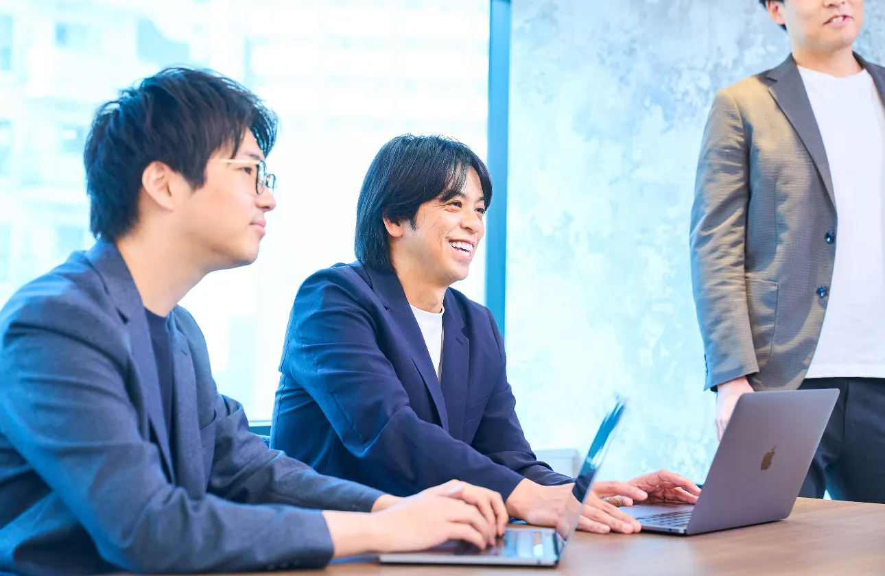 投資家・VCの経験を持つ代表のもとで「経営」を学べる
