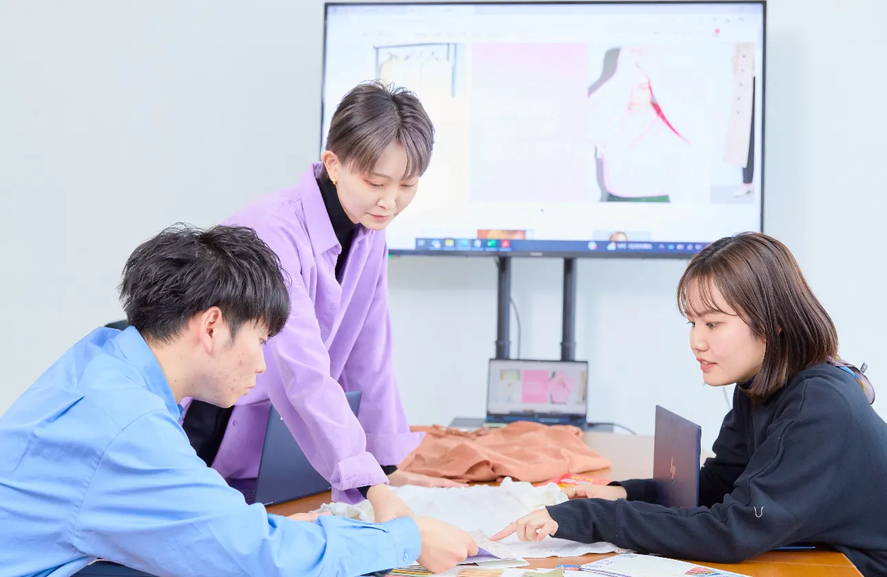 商社×メーカーだからこそ、市場を俯瞰する力が身につく。