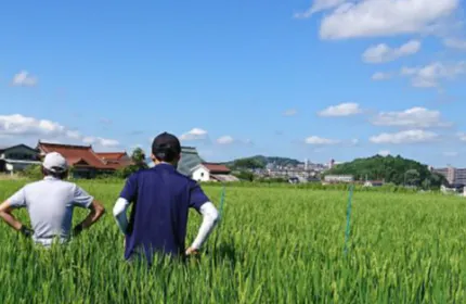 『自ら考え、多様な人々に働きかけながら、行動できる人材』
