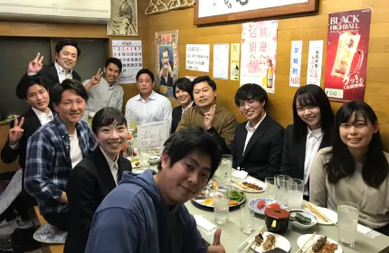 入社後3ヶ月間も長期に渡る充実した研修制度
※社員は家族。大切に育てたいという思いで実施しております。