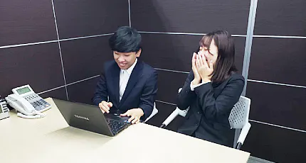 当社では社員の成長が企業の飛躍に繋がると考えており,「人材」ではなく「人財」として育てていくことを大切にしています。