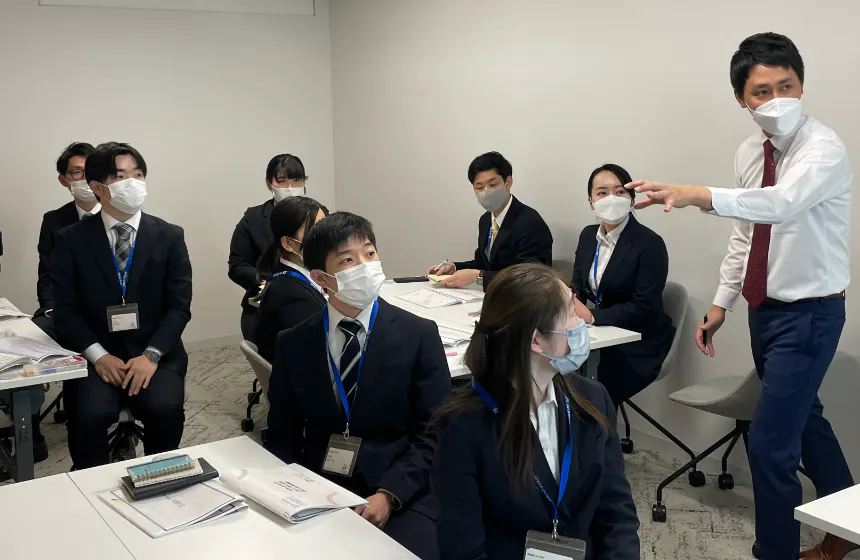 社会人は孤独じゃない。「一歩ずつ一緒に」をモットーに働きませんか?