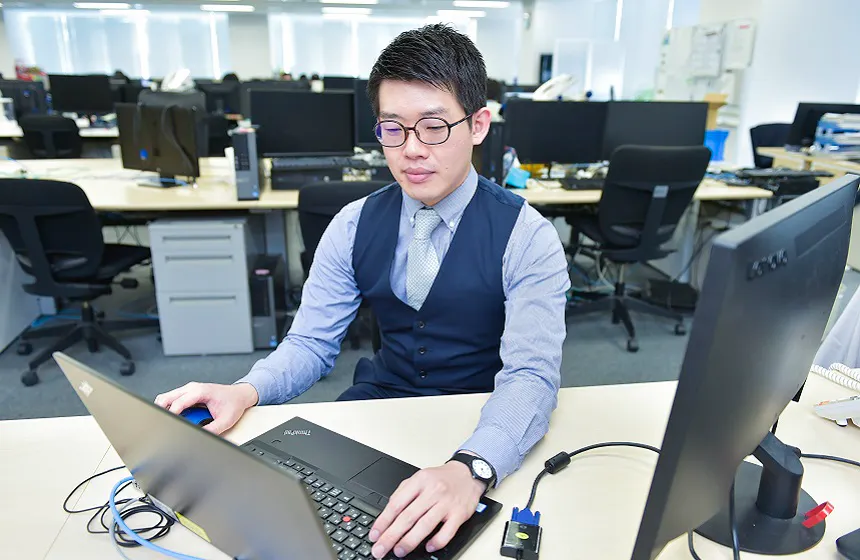 ●多業種、多言語、多ファンクションが経験できる