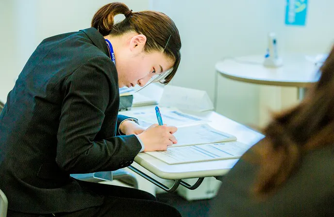 業務を通じて専門知識の習得・成長が出来る仕事です!