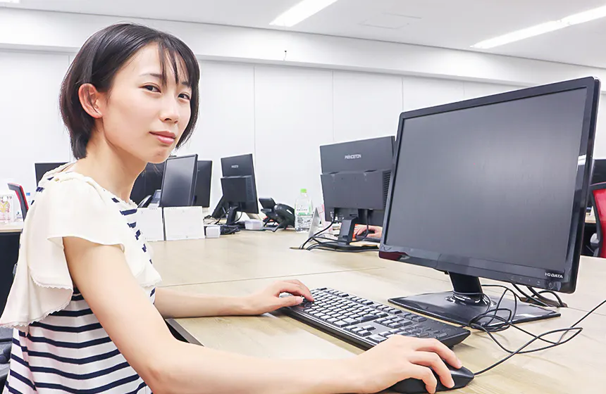 年休120日程度/住宅・家族手当あり/ワークショップあり/生理休暇制度あり etc