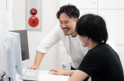 頼りになる先輩とOJT実施