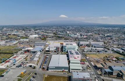富士山の麓で最高品質の製品を作ります