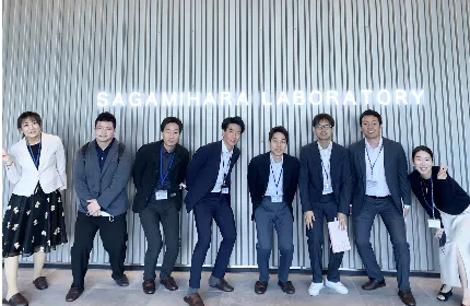 私たちは、人の力を何より大切に考えています。風通しがよく、伸び伸びと社員の力を伸ばす社風が、一枚岩の強い力となって会社の成長を支えています。