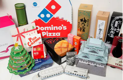超薄型ダンボールを素材としてお客様の賞品を売るための【パッケージ】を製造しています。