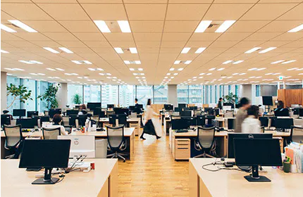 【広告会社と広告制作会社を一体化させた新しいビジネスモデル。】