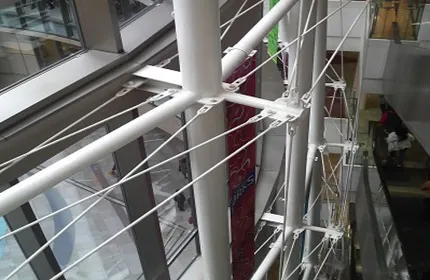 4つの自社工場でつくって