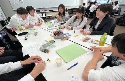 ■新入社員研修
(入社後)1ヶ月研修
(入社半年後)フォローアップ研修
■その他
・3年目研修・6/7年目研修・10年目研修 等