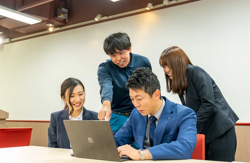 社員同士、垣根がない2つの理由