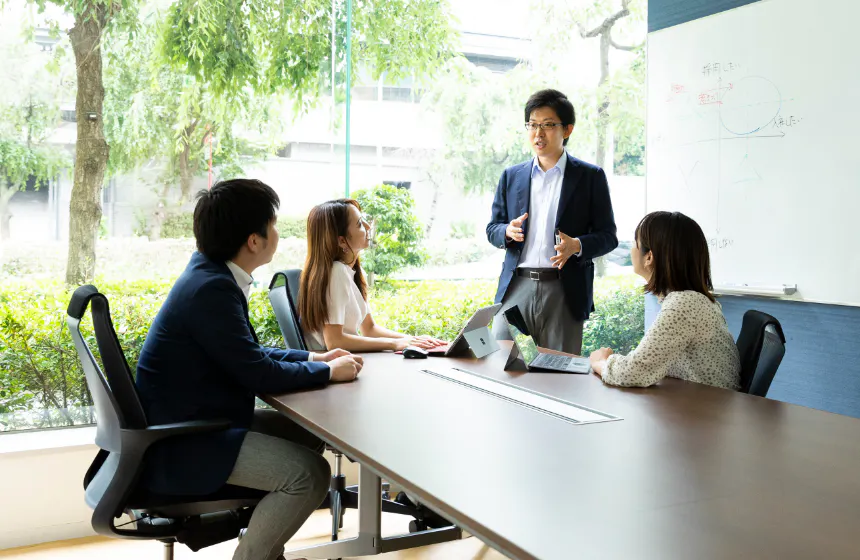 契約継続率90%以上!顧客の中にとことん入り込み、付加価値を提供する