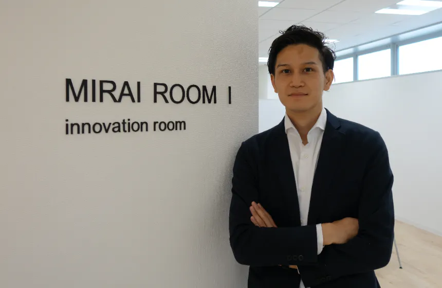 入社5年目の社員がアジア最大級のマーケティングカンファレンスで大手広告代理店と肩を並べて登壇。